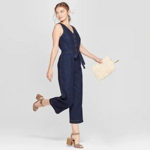 🌺 Universal Thread Denim Jumpsuit size 4